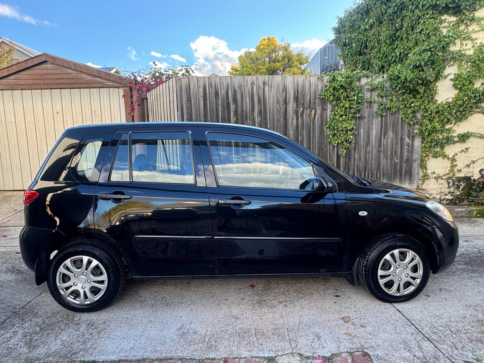 2007 Mazda 2